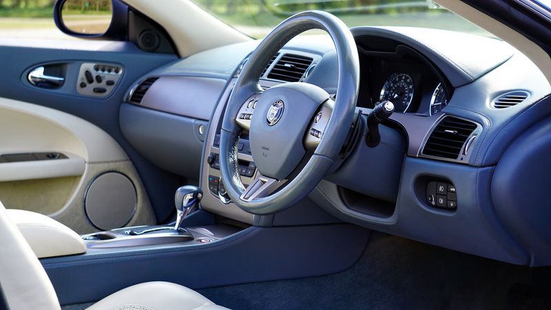 Aurora E-SUV dashboard